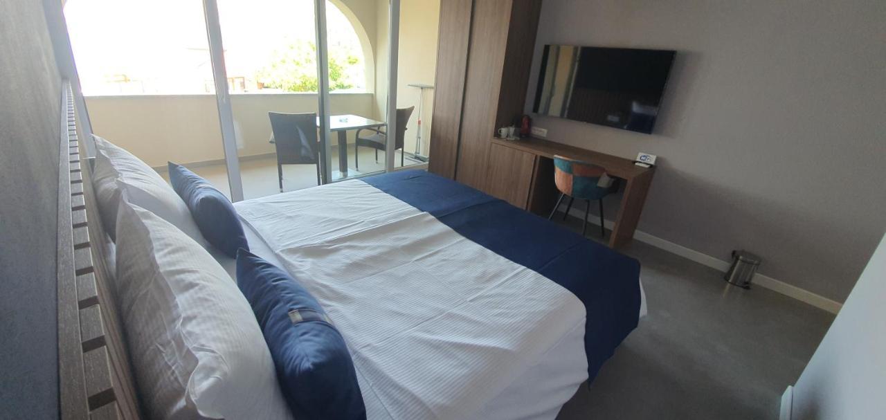 Rooms Nadia Stara Baška Εξωτερικό φωτογραφία