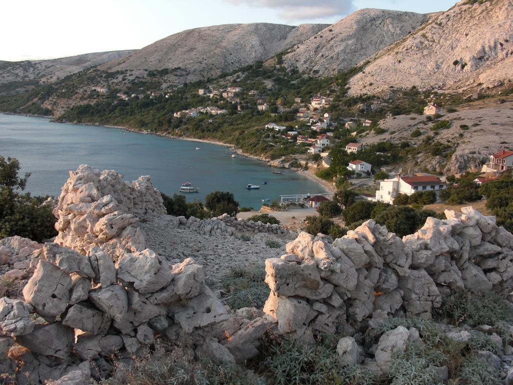 Rooms Nadia Stara Baška Εξωτερικό φωτογραφία